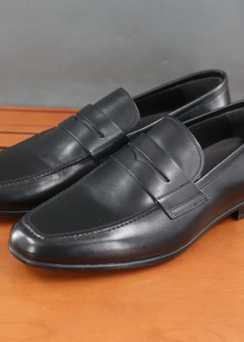 Classic Penny Loafers-Black